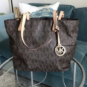 Michael Kors Tote! Perfect condition!
